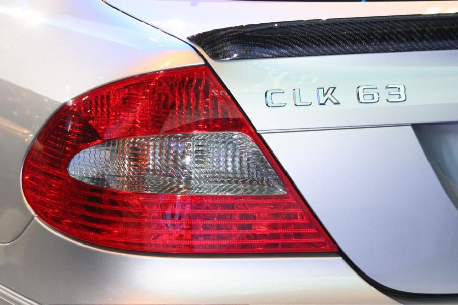  Mercedes-Benz CLK63 AMG Black Edition 2007 года  (фото 22 из 61)